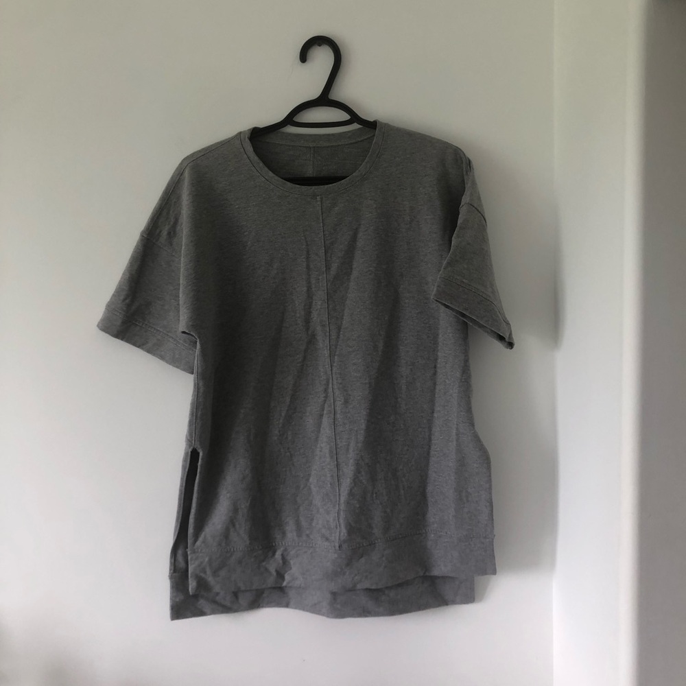 Lululemon Cut Above‎ Tee Heathered Grey | Ptp 20” - Picture 3 of 7